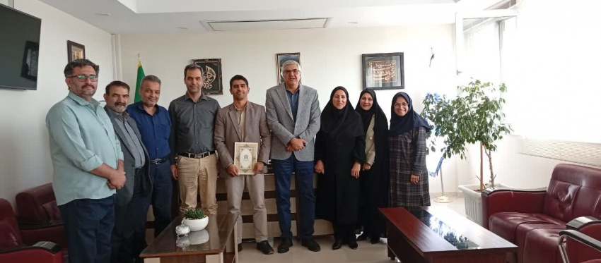 نشست هم اندیشی با ستاد شاهد و ایثارگر دانشگاه