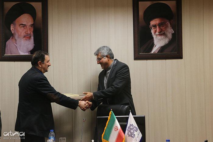 از تلاش ها و خدمات معاون عمرانی دانشگاه تقدیر شد