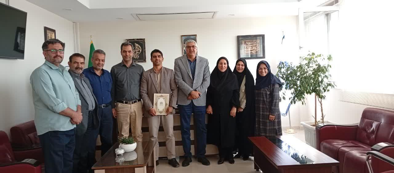 نشست هم اندیشی با ستاد شاهد و ایثارگر دانشگاه
