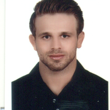 افشین بیابان گرد
